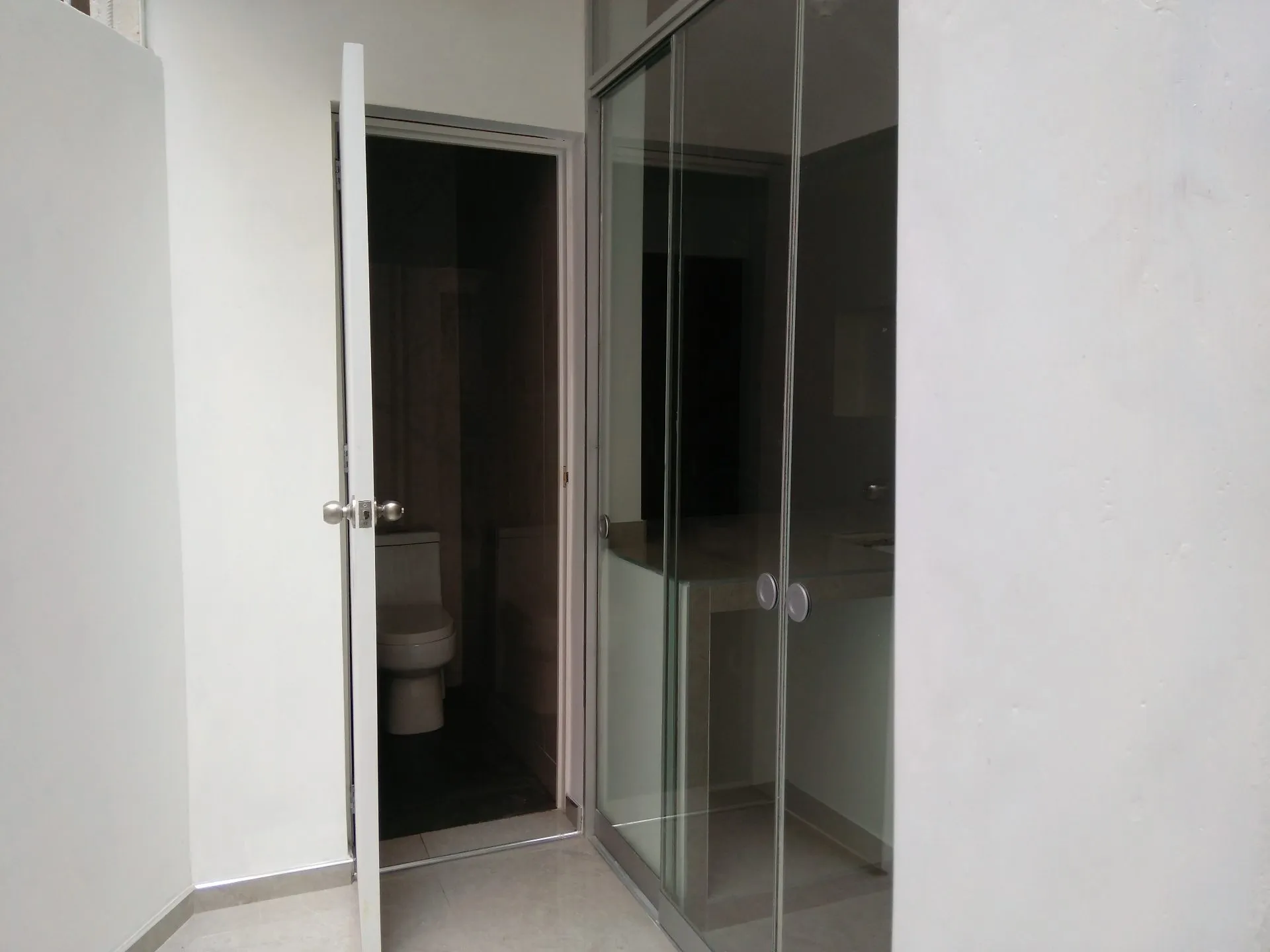 LINCE ALQUILO BONITO DEPARTAMENTO DE 90M2, EN PRIMER PISO - 2,250 SOLES (zona parque Castilla, límite con San Isidro)  (Sra. Juana:913-438-678-Whatsapp) — foto 4