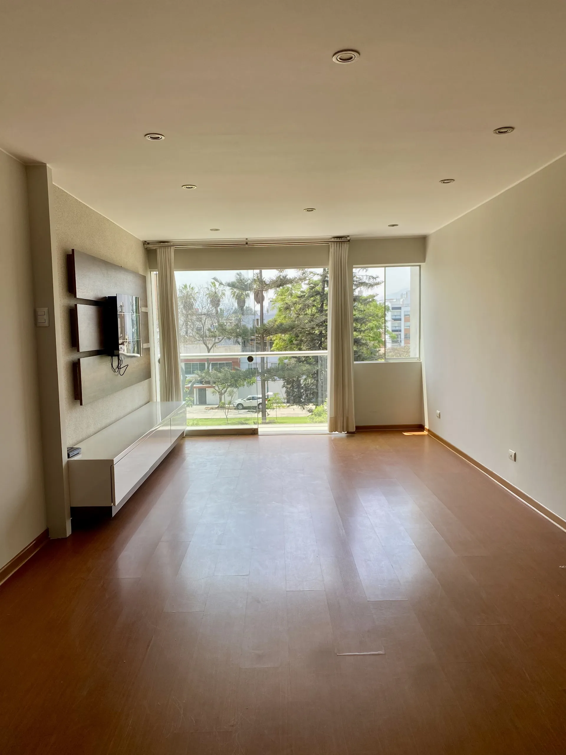 🌳 DÚPLEX FRENTE A PARQUE | 238 M² | 4 DORMITORIOS | 2 ESTACIONAMIENTOS | SAN BORJA - 4