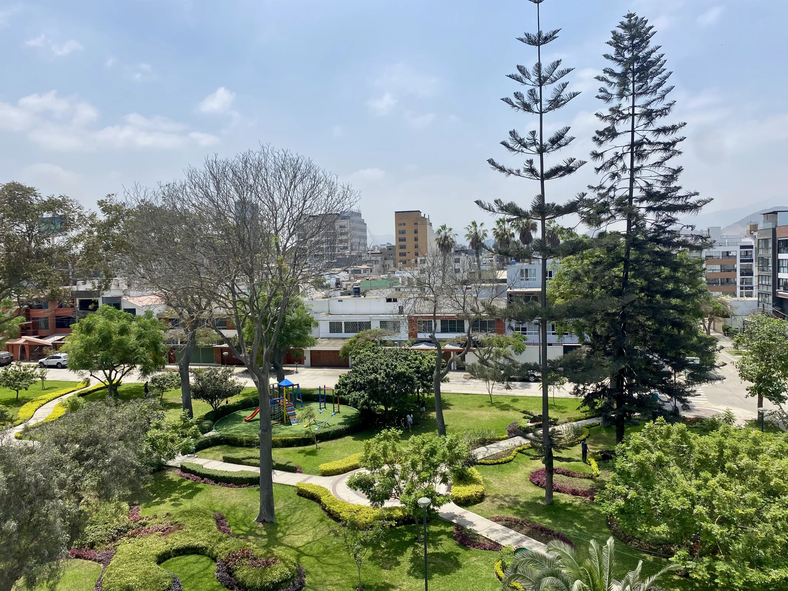 🌳 DÚPLEX FRENTE A PARQUE | 238 M² | 4 DORMITORIOS | 2 ESTACIONAMIENTOS | SAN BORJA - 3
