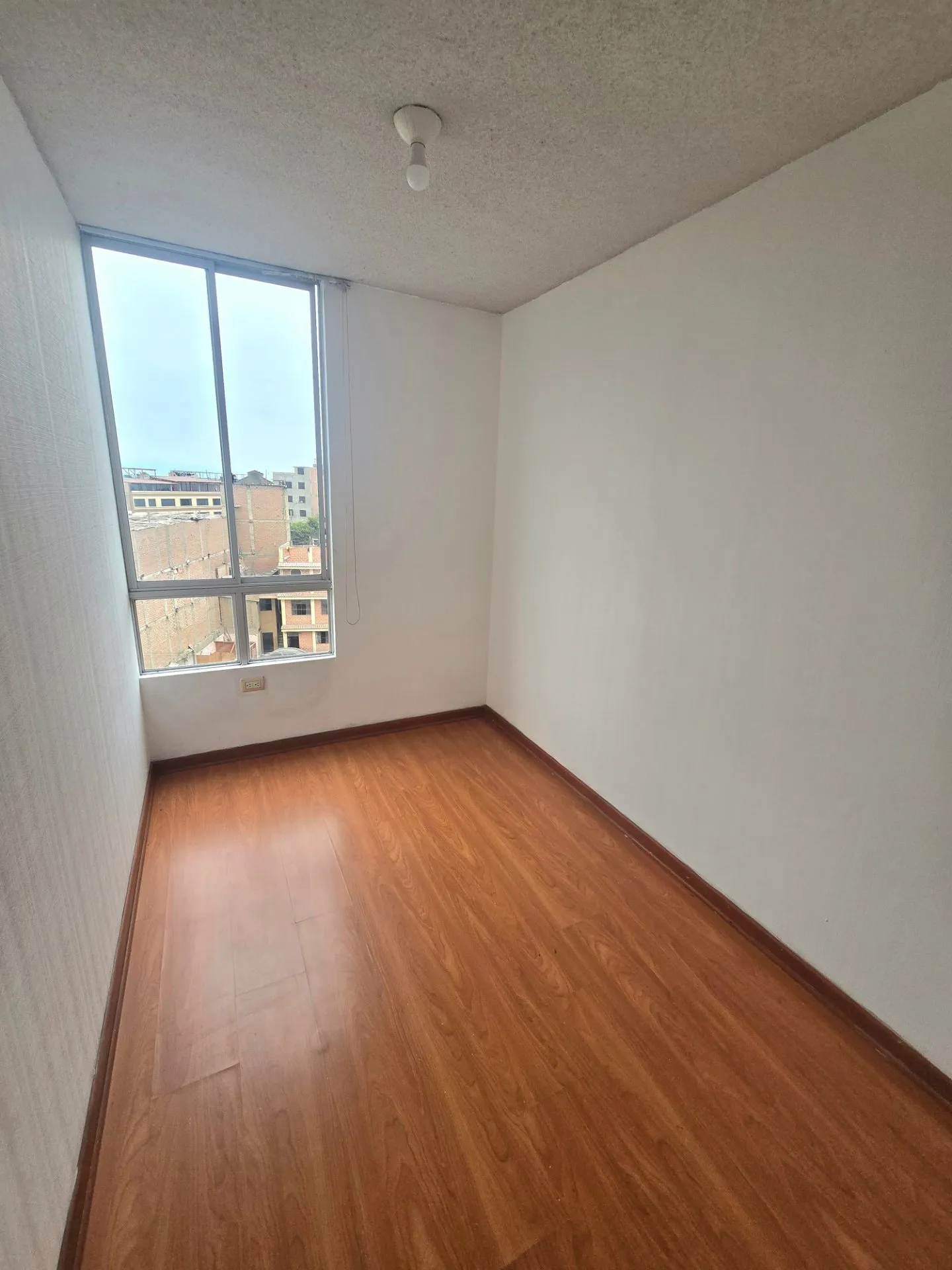 DEPARTAMENTO FRENTE AL OPEN PLAZA TOTTUS AV CANTA CALLAO — foto 12