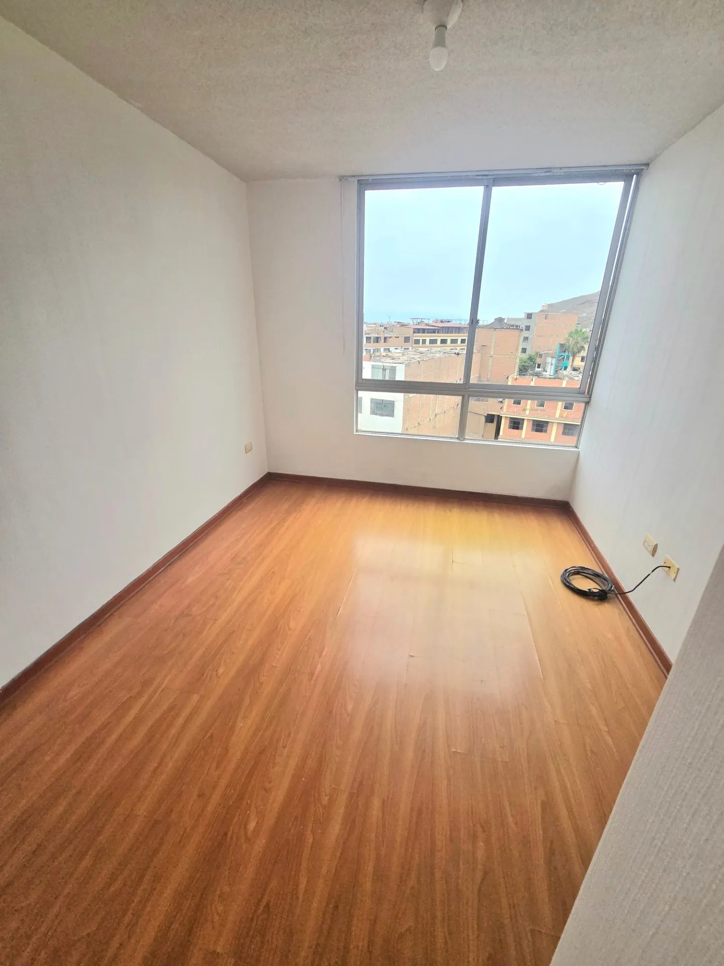 DEPARTAMENTO FRENTE AL OPEN PLAZA TOTTUS AV CANTA CALLAO — foto 13