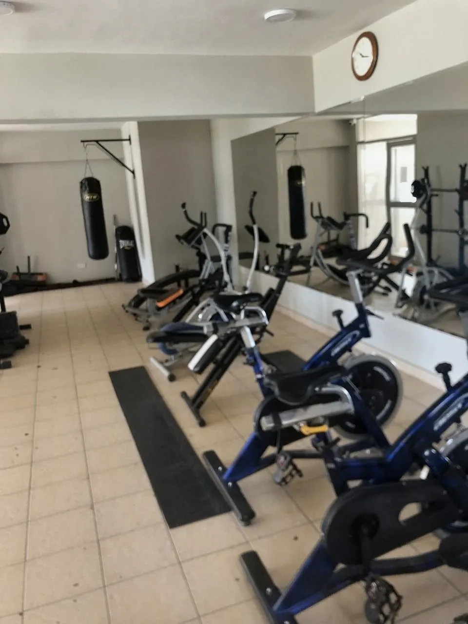 VENDO DPTO SURCO POLO HUNT AV. DERBY 1ER.PISO 149M2 TERRAZA JARDIN 3 DORMS. — foto 8