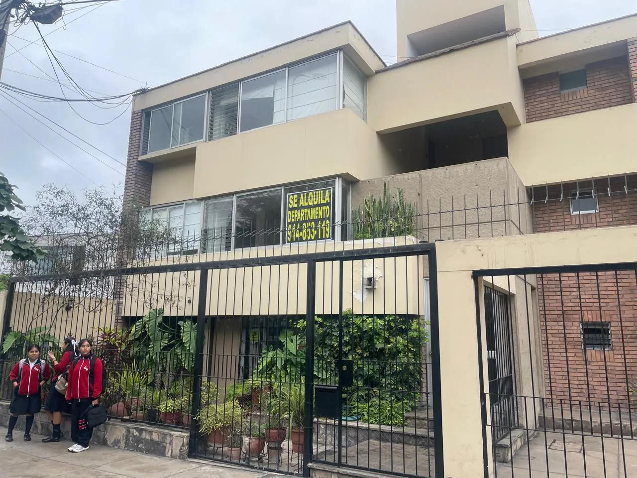 ALQUILO LINDO DPTO MIRAFLORES . 2DO. PISO  2 DORMS. 80M2 COCHERA CERCA PARQUE — foto 11