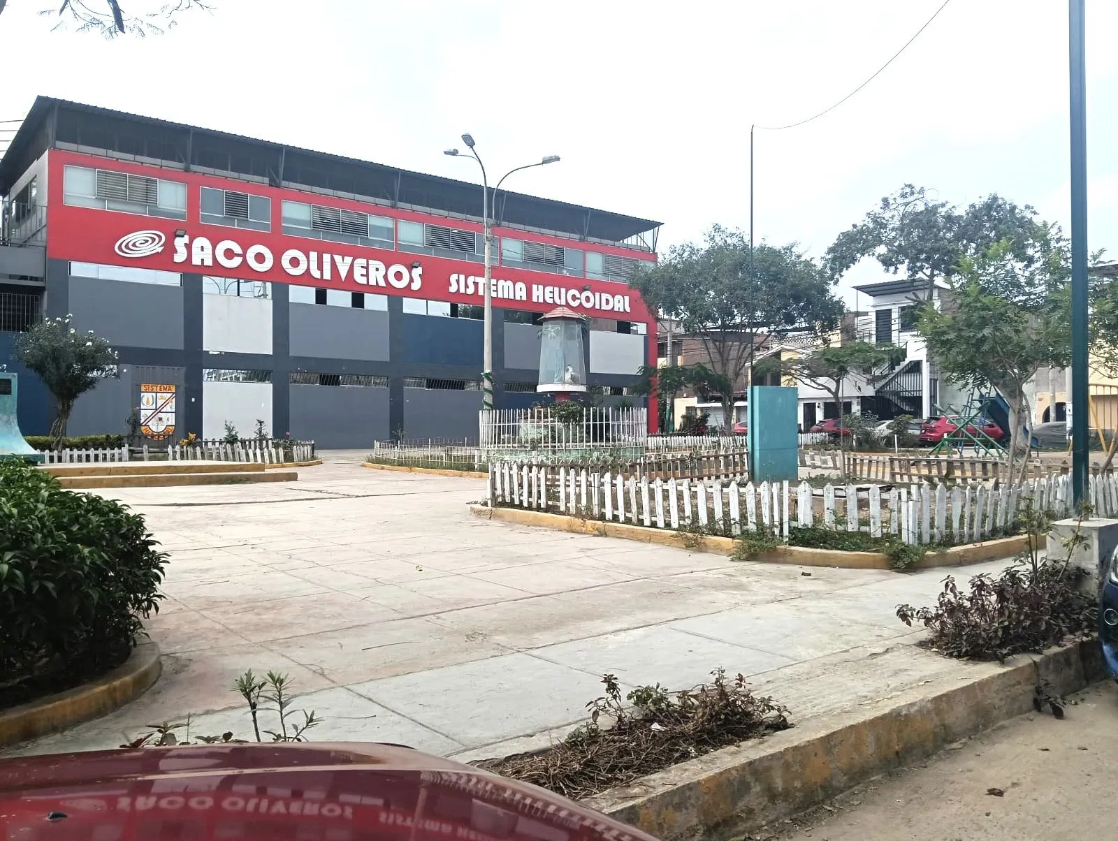 Venta de Casa Habitación o como Terreno Cerca Colegio Maristas, Zona D, San Juan de Miraflores — foto 8