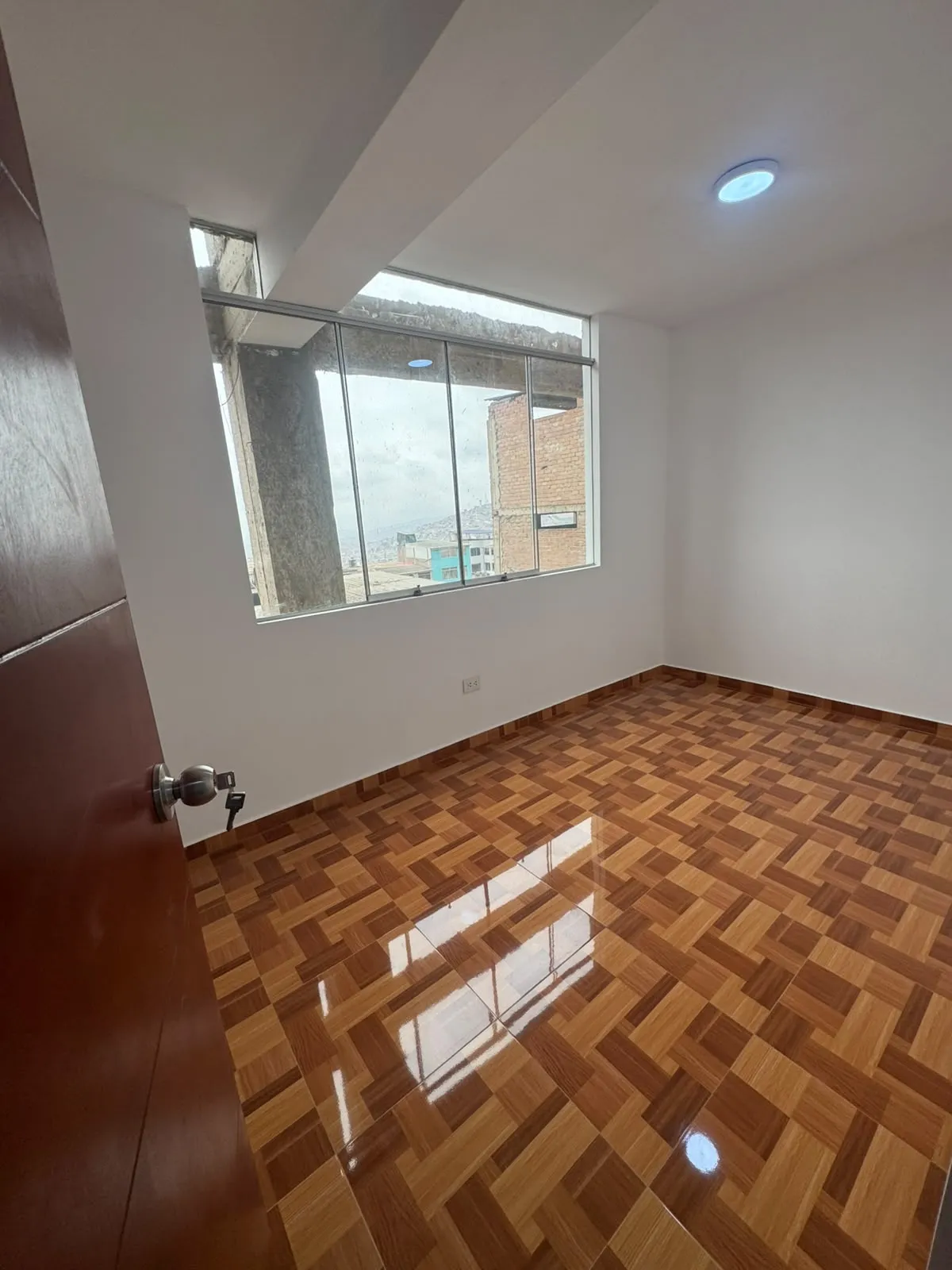 VENDO DEPARTAMENTO 60M2  SEGUNDO PISO CON VISTA INTERIOR/3HAB /2BAÑOS-EN VILLA MARIA DEL TRIUNFO EN TABLADA ZONA NUEVA. 🏡 Depa bonito, bien ubicado y a buen precio — foto 7