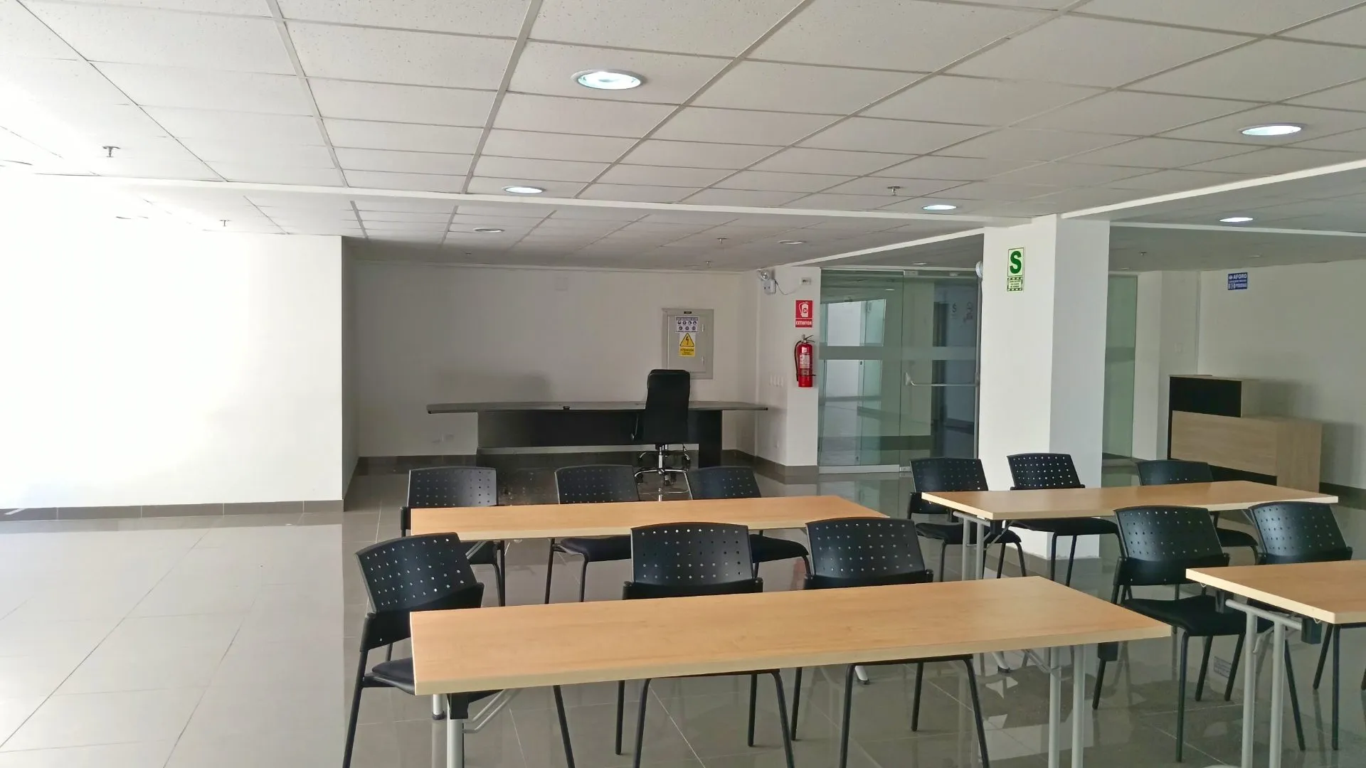 Oficina 95.52 m² en Miraflores Lista para Usar incluye Cochera - 7