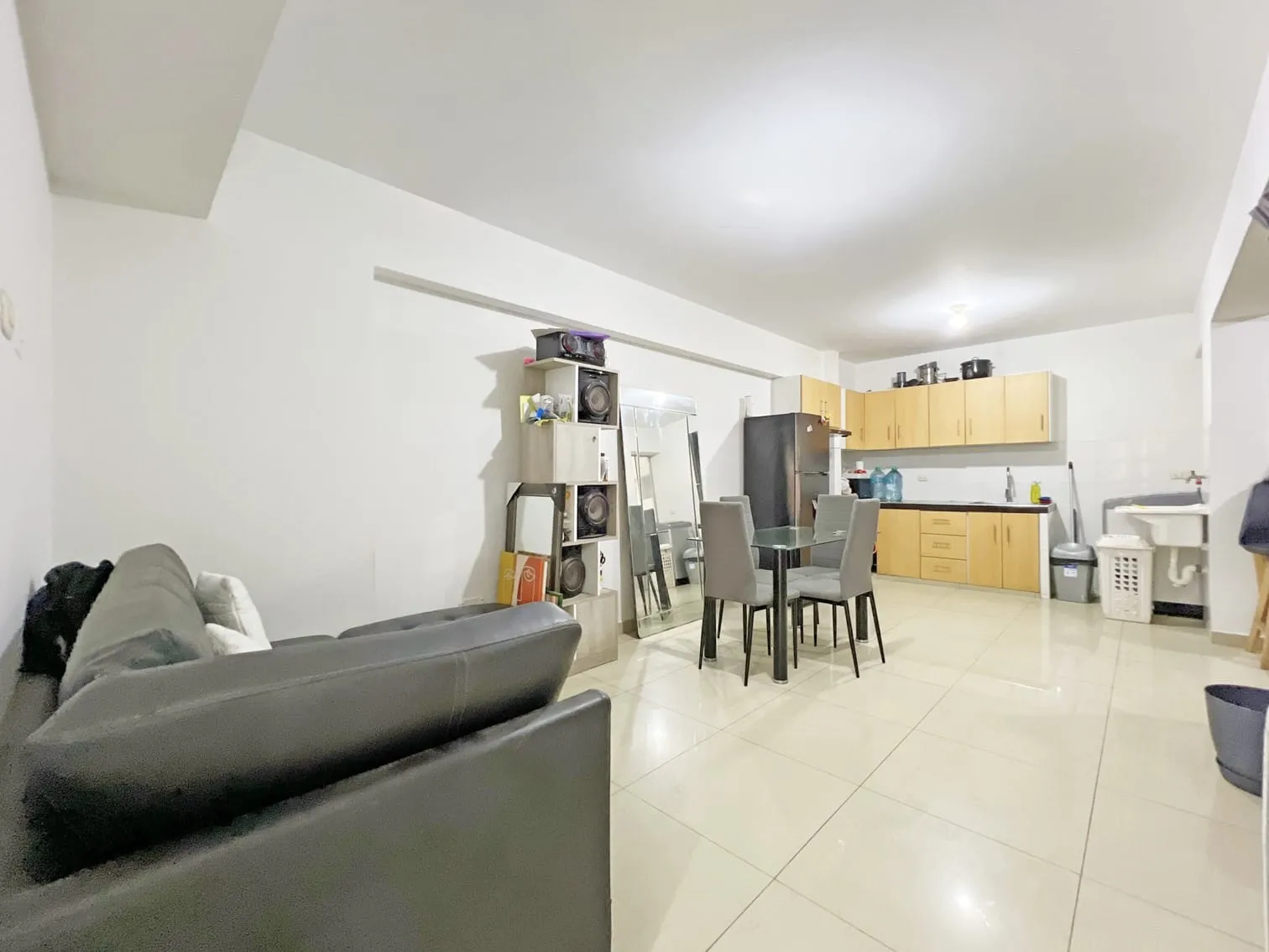 SE ALQUILA DEPARTAMENTO FLAT AMOBLADO CON ESTACIONAMIENTO EN MIRAFLORES — foto 5