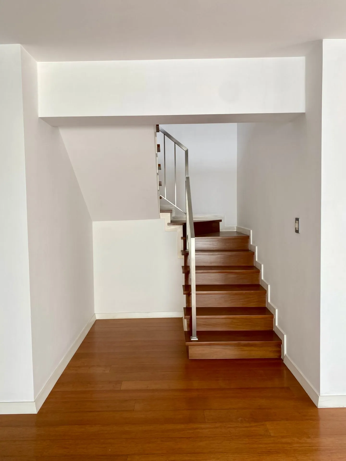 🏡 DÚPLEX 247.69 M² CON TERRAZA EN CHACARILLA – SAN BORJA - 10