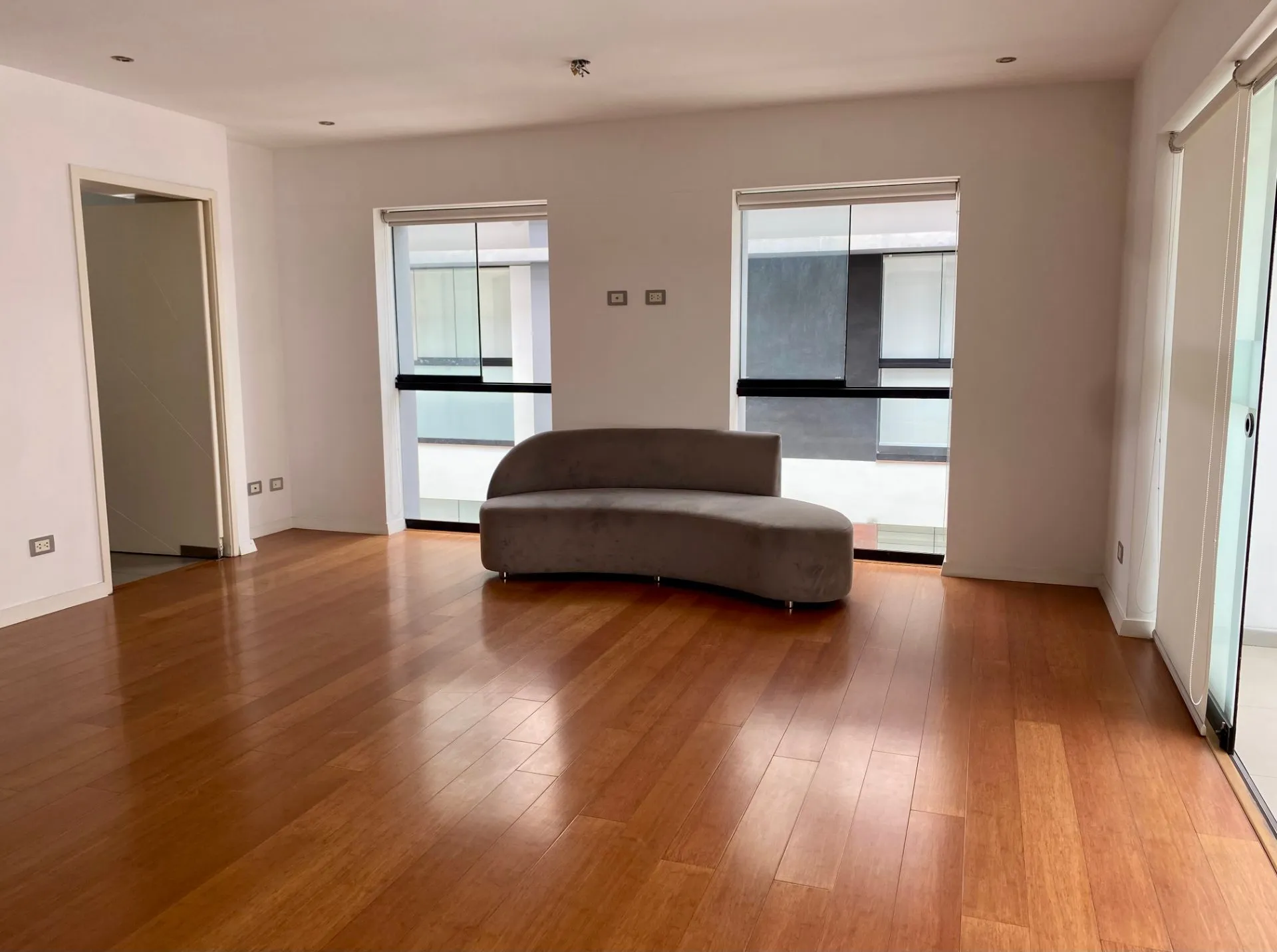 🏡 DÚPLEX 247.69 M² CON TERRAZA EN CHACARILLA – SAN BORJA - 5