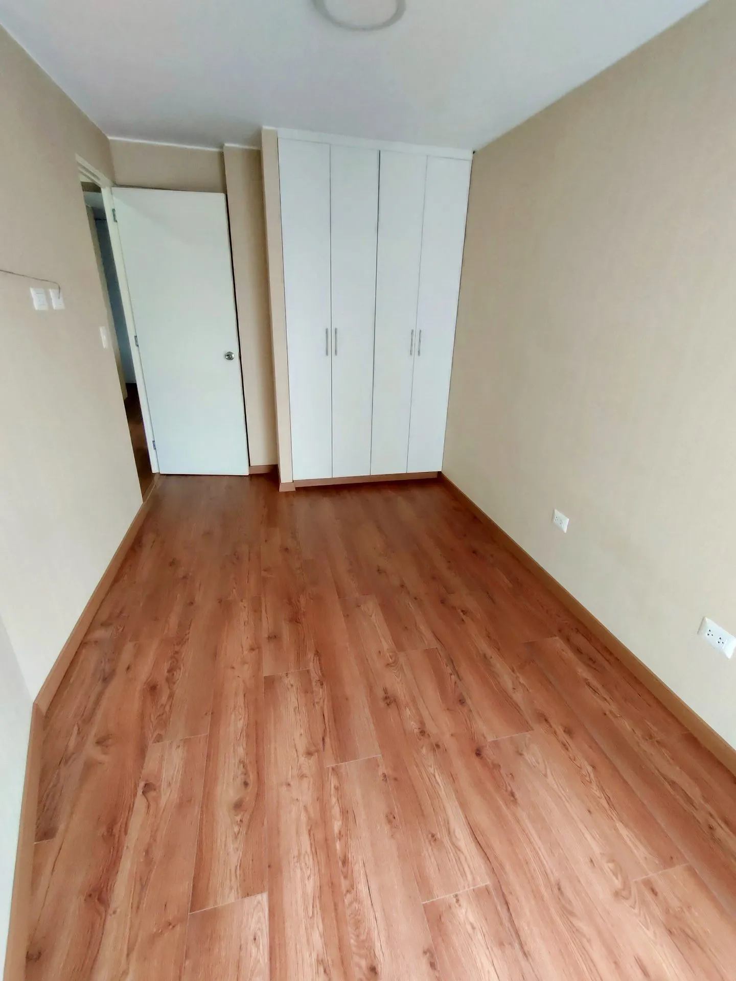 Departamento de 2 habitaciones, 2 baños en Surquillo, limite con San Isidro y Miraflores — foto 2