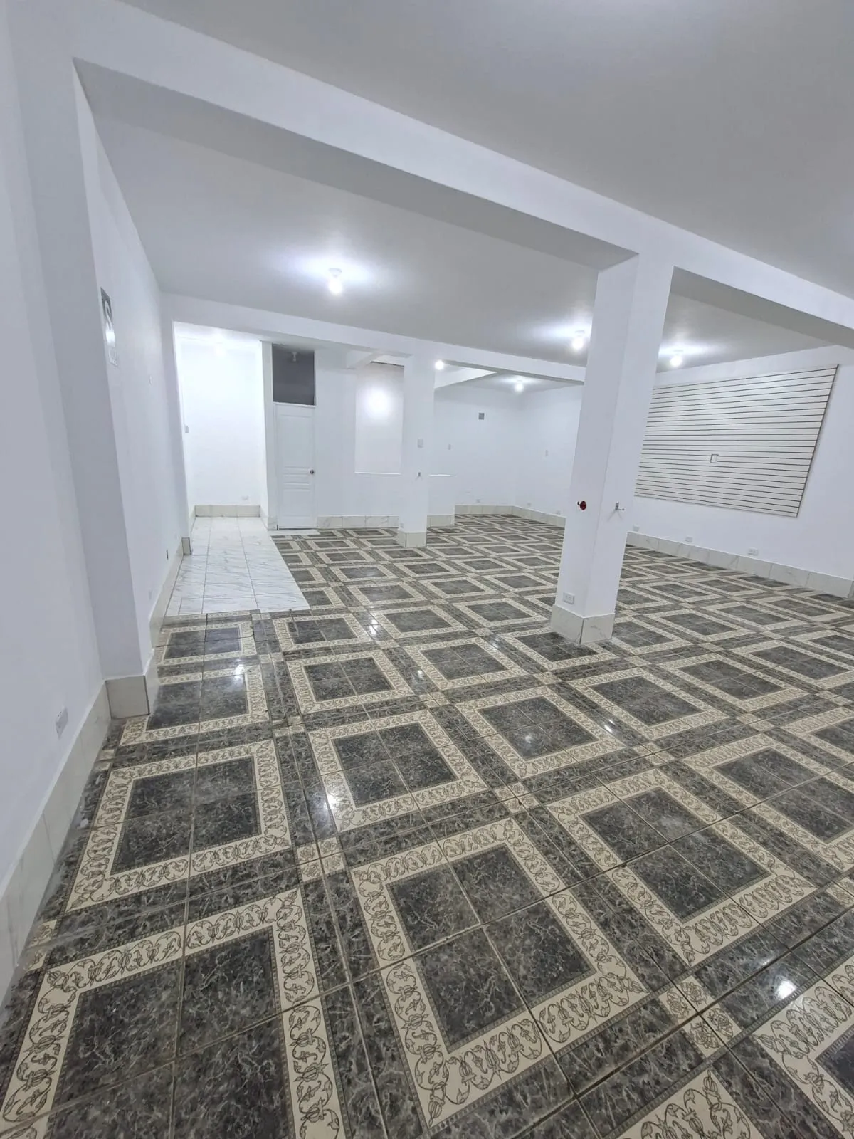 ALQUILO AMPLIO LOCAL DE 100 METROS PRIMER PISO PARA ALMACEN O  OFICINA — foto 5