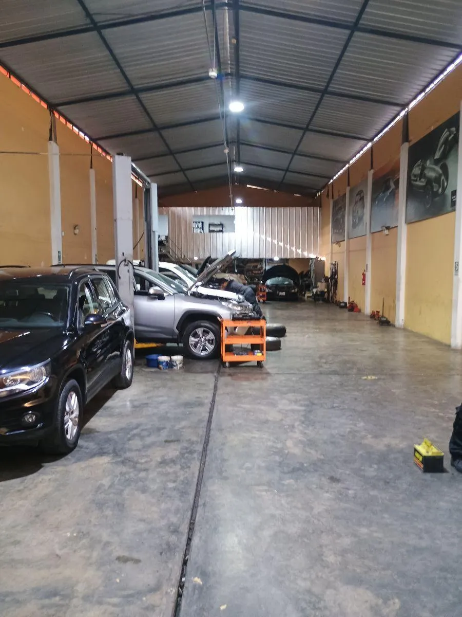 VENTA DE TERRENO RESIDENCIAL/ COPMERCIAL  EN CHORRILLOS - 2