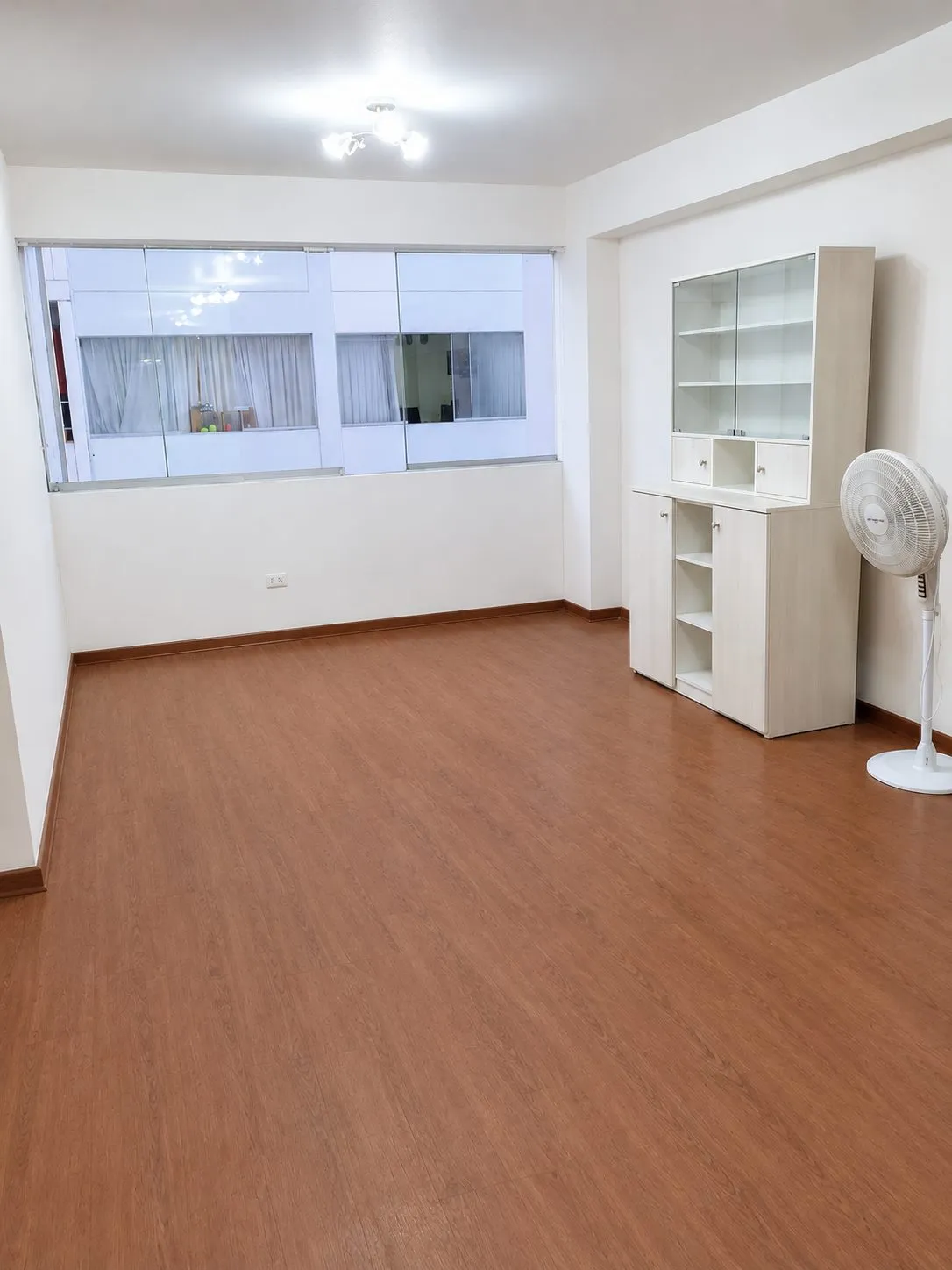 DEPARTAMENTO EN BREÑA 3 DORM Y 2 BAÑOS ( A 2 CDRAS DE RAMBLA BRASIL) — foto 3