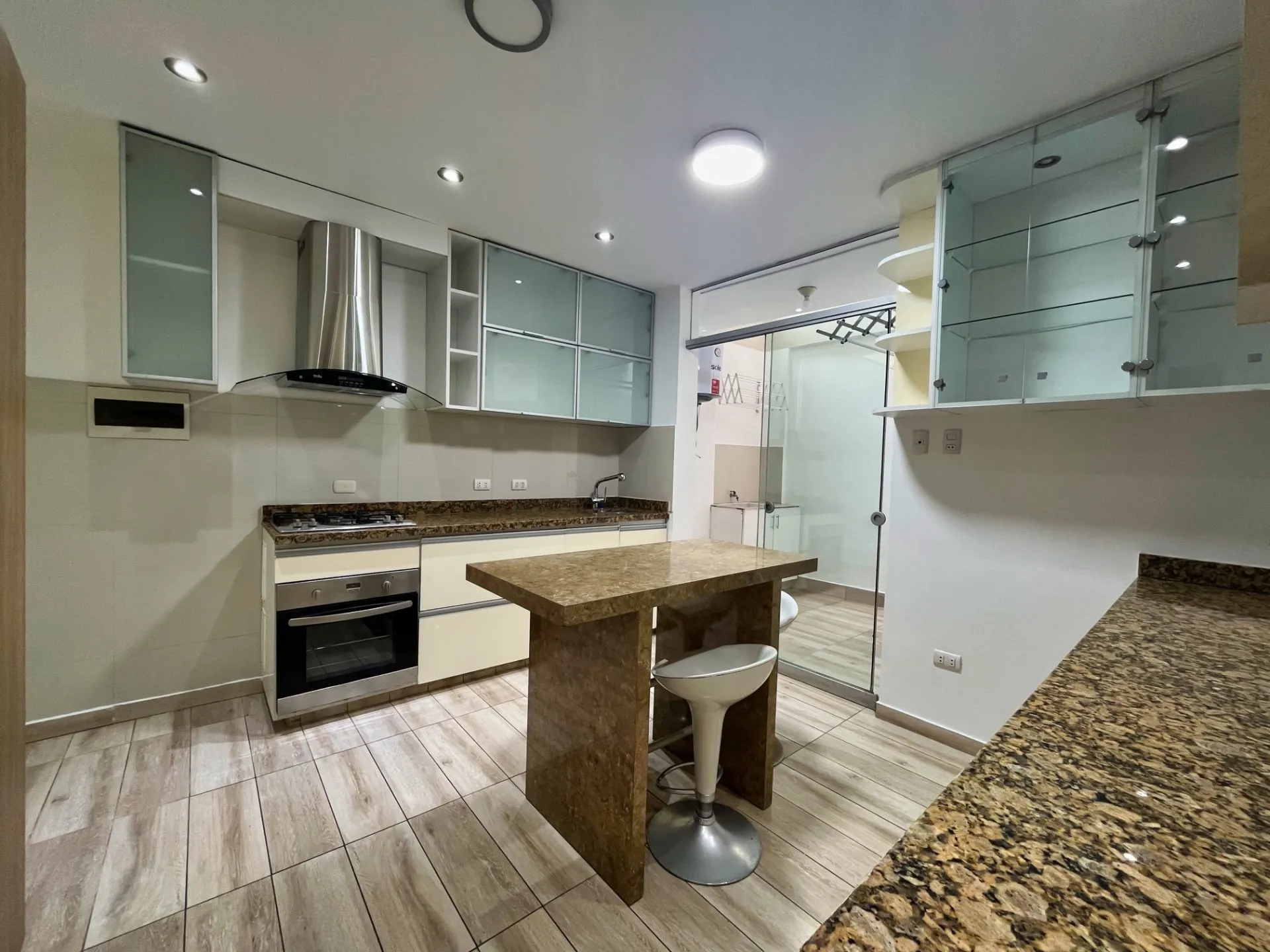 Departamento 3 Dormitorios, 2 terrazas, 1 walk-in closet en San Borja - 1