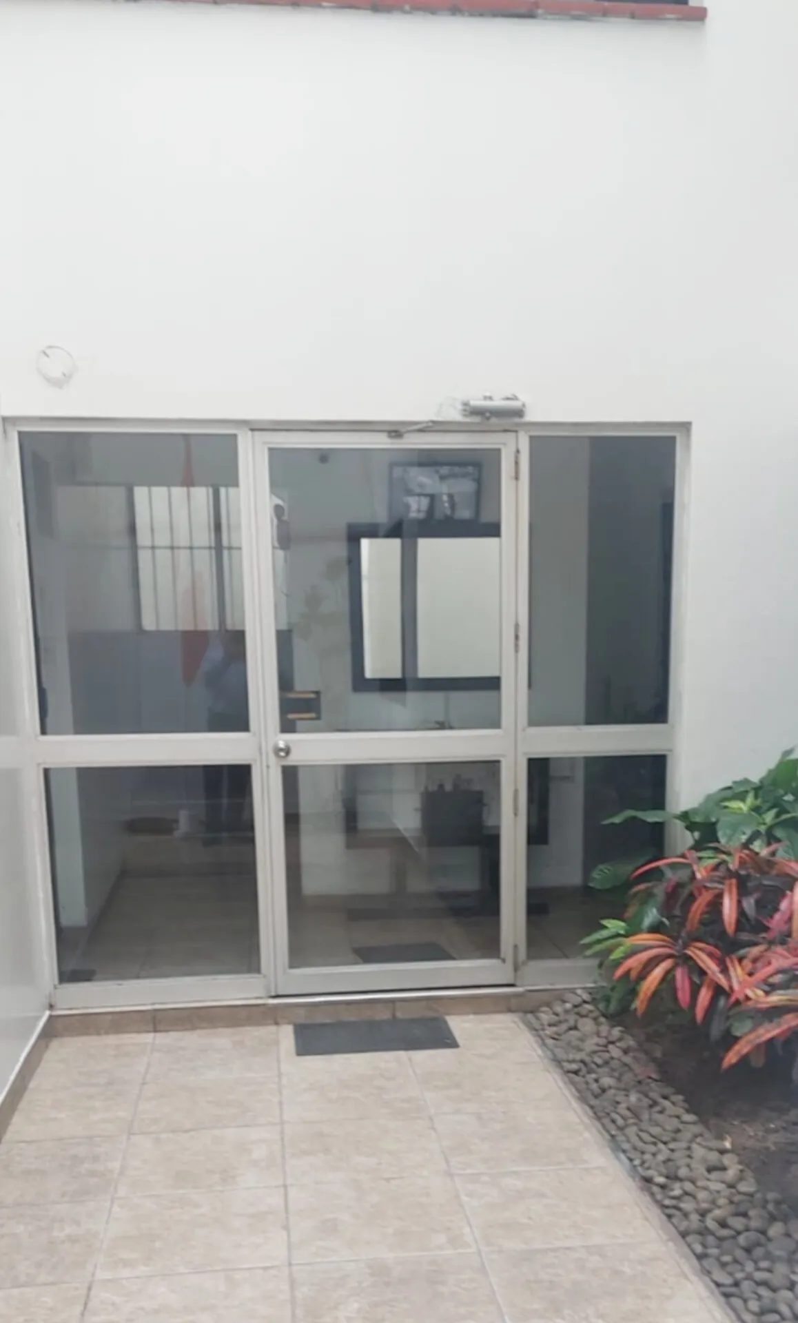 Vendo Dpto. Miraflores Cerca Malec. Cisneros 1er Piso 93m2 3 Dorms — foto 4