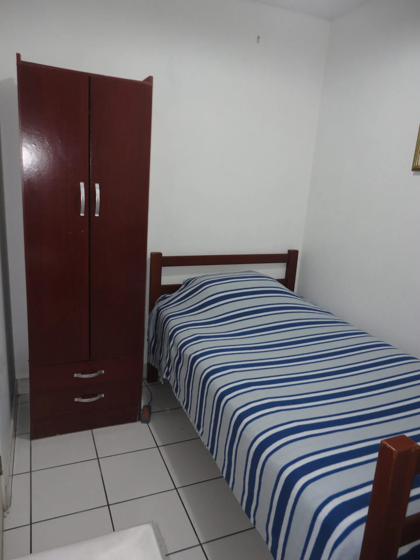 Monterrico Surco alquilo habitación full amoblada con baño incorporado en un departamento para estudiantes personas que trabajen  persona sola cerca  a Upc Esan Pad Embajada de EEUU CLÍNICAS s/740 - 11
