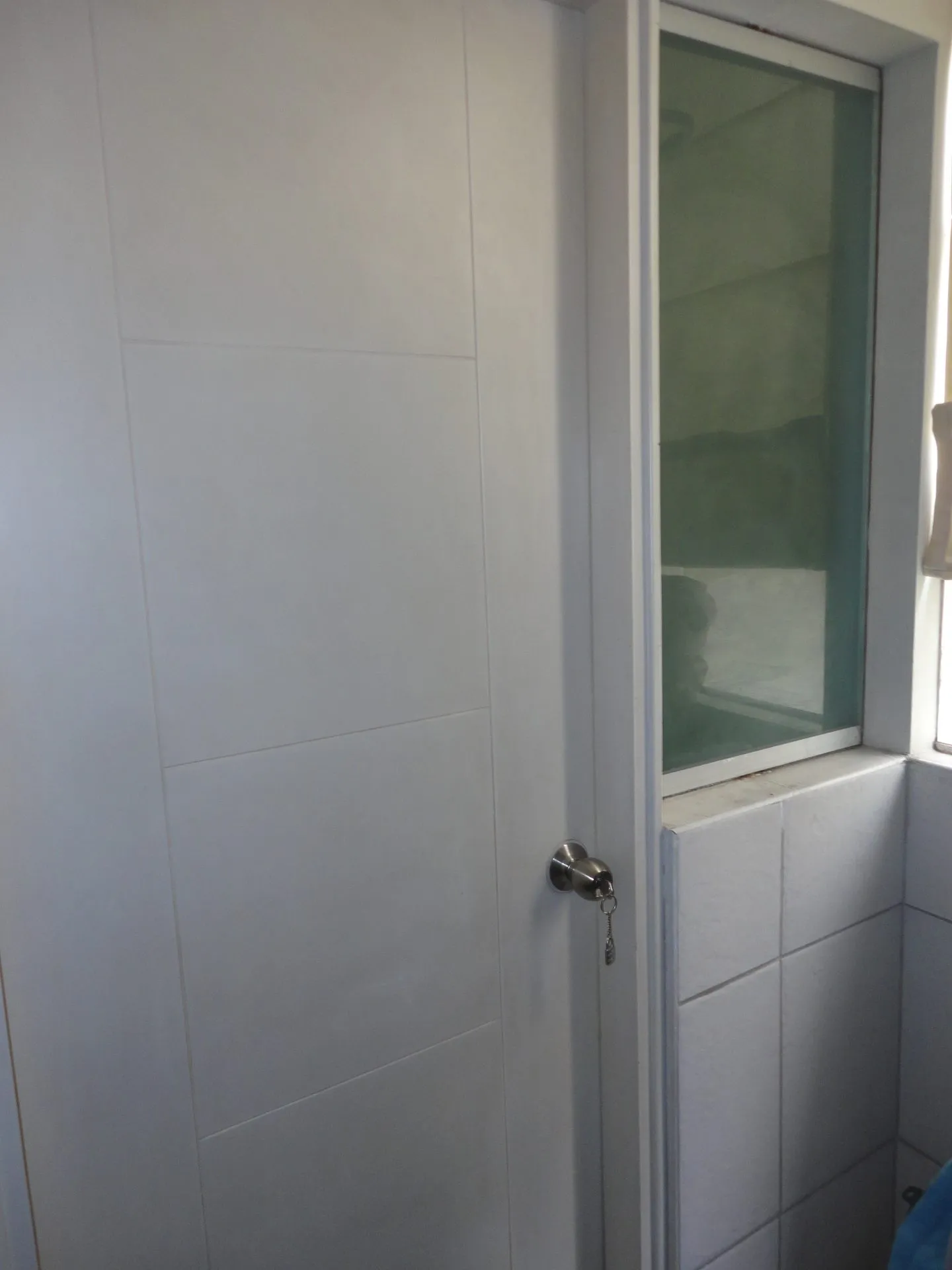 Monterrico Surco alquilo habitación full amoblada con baño incorporado en un departamento para estudiantes personas que trabajen  persona sola cerca  a Upc Esan Pad Embajada de EEUU CLÍNICAS s/740 - 12