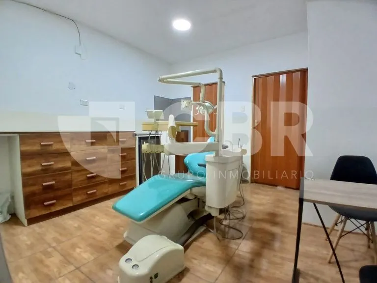 ALQUILER LOCAL COMERCIAL EN LA VICTORIA - 7