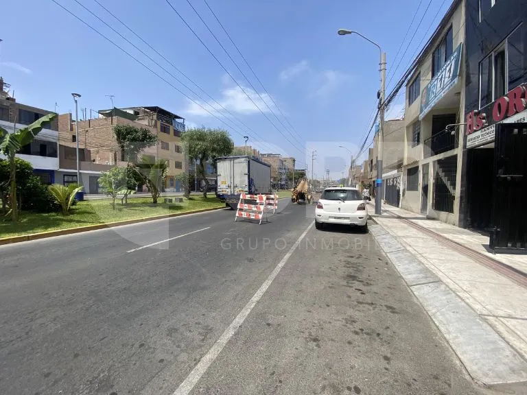 VENTA LOCAL COMERCIAL EN EL CALLAO - 3