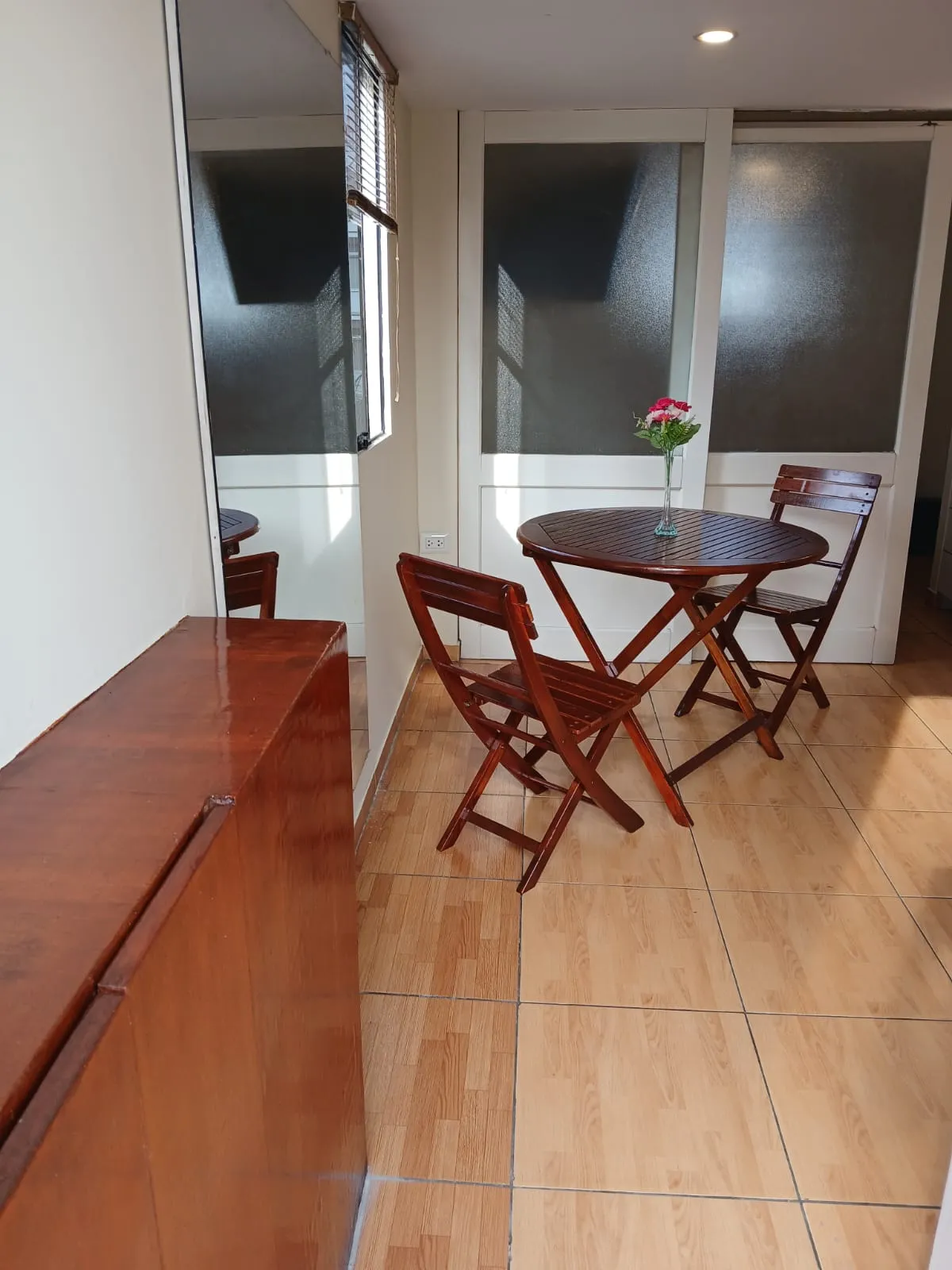 ALQUILER DE MINIDEPARTAMENTO AMOBLADO PARA PERSONA SOLA O PAREJA — foto 4
