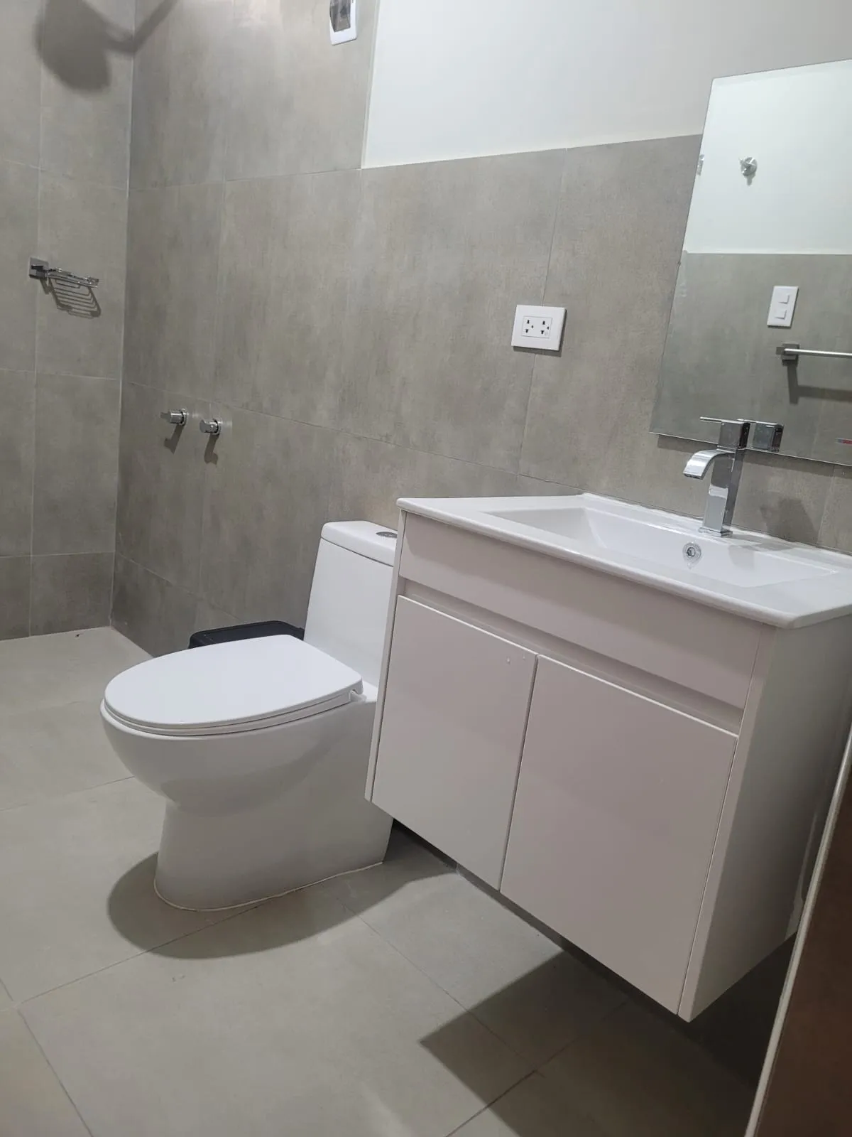 ALQUILO HABITACION con  Sshh incluido - AMOBLADA  EN URB ARBOLEDA - CHINCHA - 8