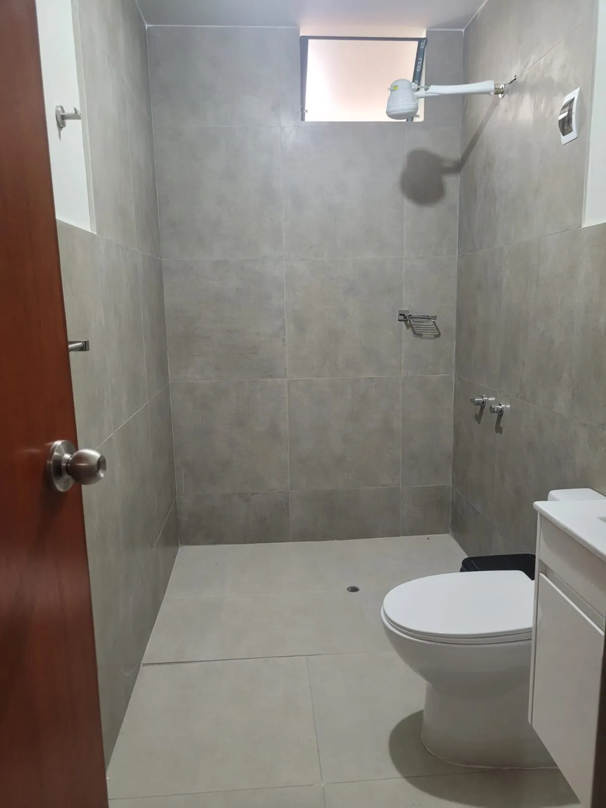 ALQUILO HABITACION con  Sshh incluido - AMOBLADA  EN URB ARBOLEDA - CHINCHA - 7