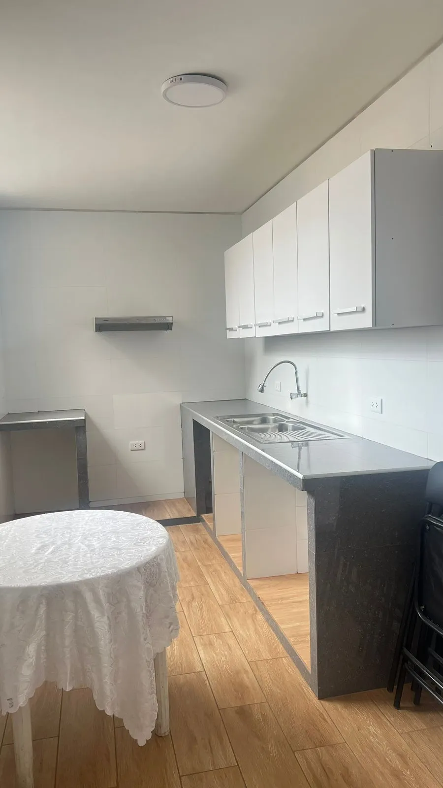 VENTA OCASION DEPA 2DO PISO URB. ELIO USD 160,000 — foto 2