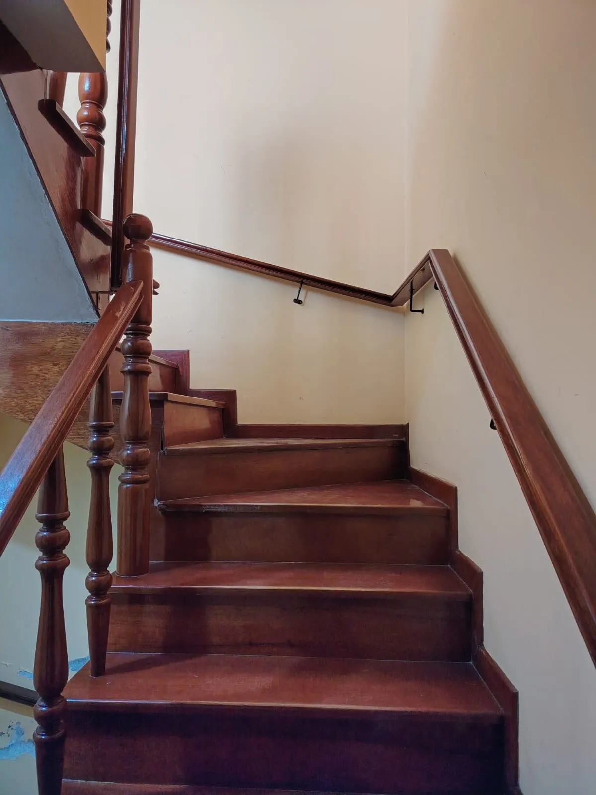 VENTA DE CASA DE DOS PISOS DE 160M2 VILLA EL SALVADOR - 1